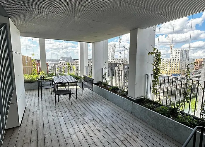 Apartment Two-story Four-room *