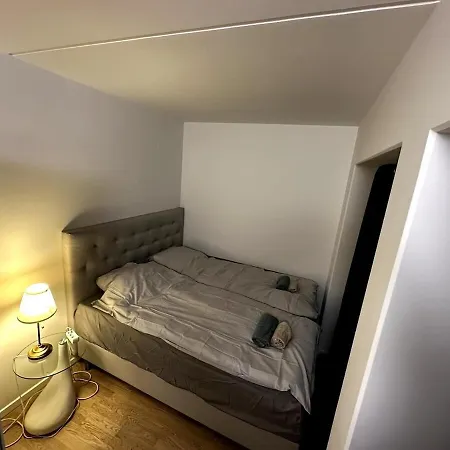 Two-story Four-room Appartement *