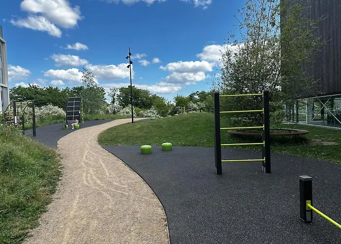 Two-story Four-room Διαμέρισμα *